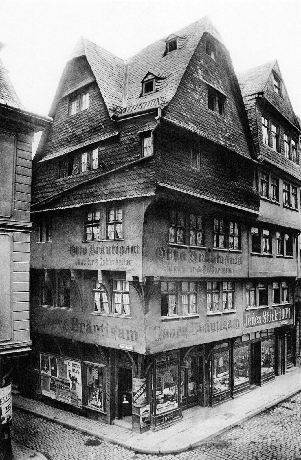 Frankfurt_Am_Main-Braubachstrasse-Grosser_Steinheimer