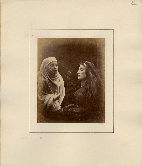 _The_little_Novice_with_the_Queen_Guinevere_in_the_Holy_Haouse_at_Almesbury__(5332032785)