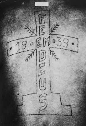 Sem-Título-2-300x438-1